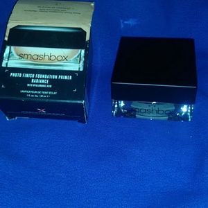 Photo finish foundation primer Radiance// smashbox